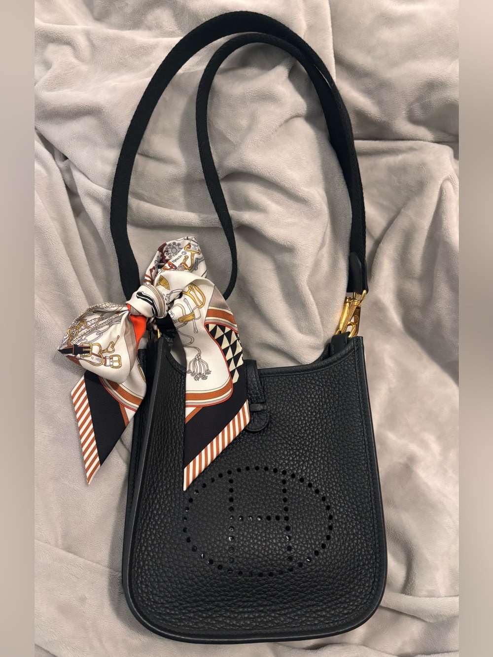 Hermes Evelyne TPM black leather with gold hardware